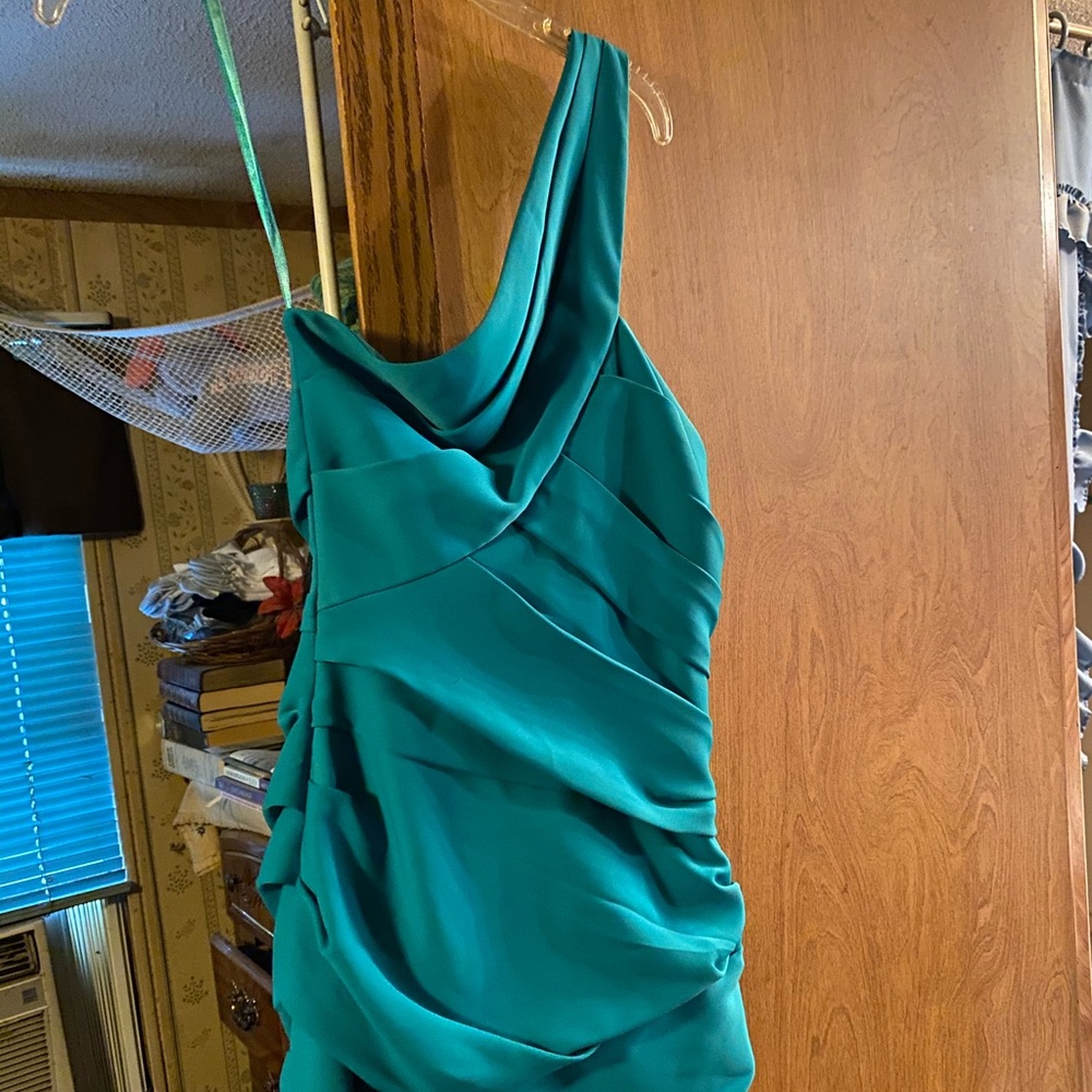 One shoulder dress